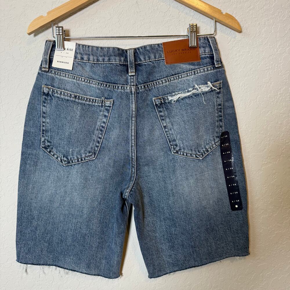 Lucky Brand Women's High Rise Bermuda Denim Blue Jean Shorts Size 6 (28) NEW - Picture 4 of 6